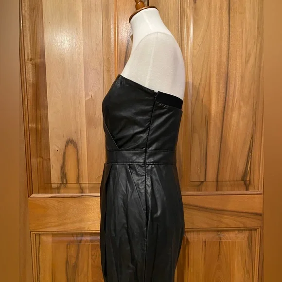 Rachel Roy Strapless Black Pleather Jumpsuit/ Pockets Draped/Boned Bodice EUC 6 - Picture 5 of 16